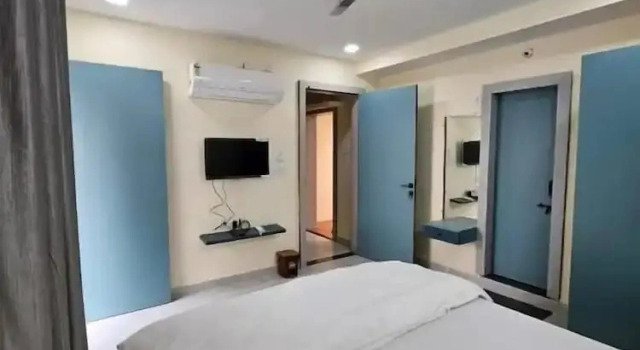 Gokul hotel