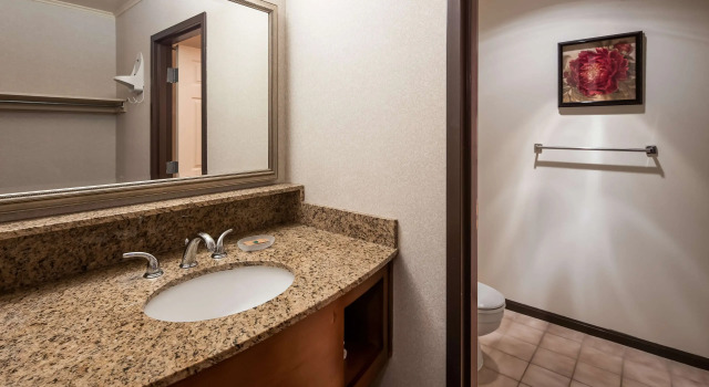 Standard Vierer Zimmer Apple Tree Inn; SureStay Collection by Best Western