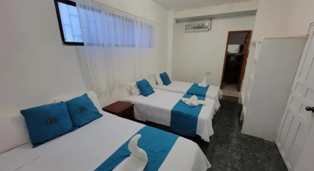 Трёхместный номер Standard Hostal Gosén