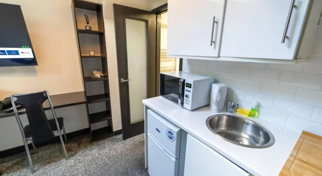Студия 1 Bedroom Studio Near the City