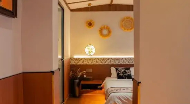 Двухместный люкс Chuyun Homestay (Luoyi Ancient City Cross Street Branch)