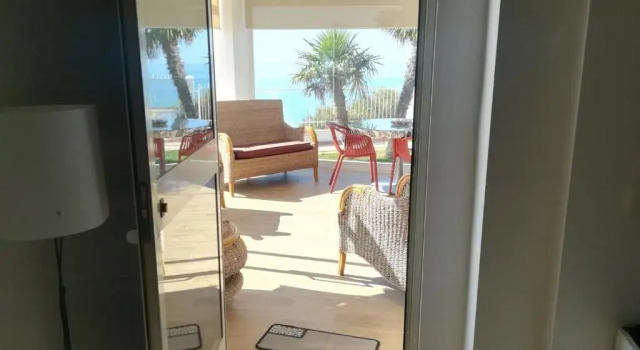 Четырёхместный номер Standard с видом на море B&B Vista sul Mare