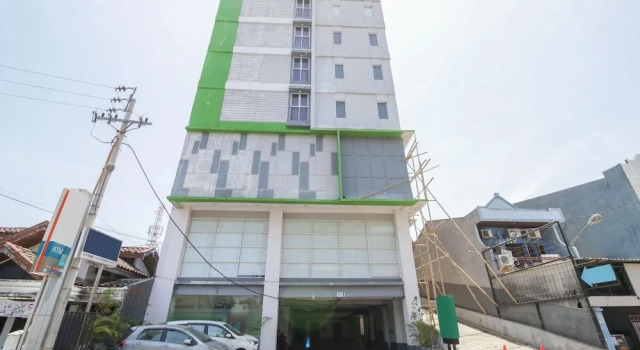 Airy Panakkukang Pandang Raya 12 Makassar, Prenota Hotel Hotel a Sulawesi con parcheggio, Parcheggio