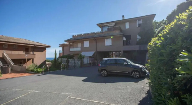 Ginestre Apartment few min From sea
