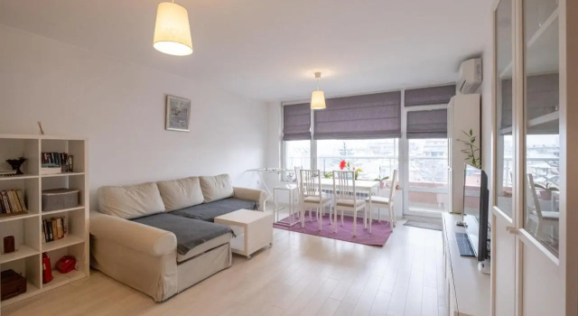 Sunny 1- BDR in Banishora District, Забронировать Апартаменты/квартира София Vitosha, рядом с Станция метро Lions' Bridge
