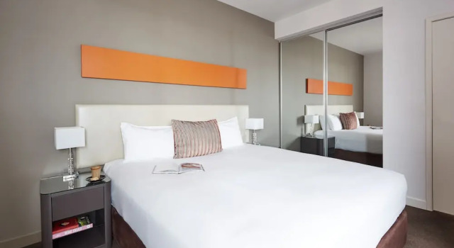 Студия Dandenong Central Apartments Official