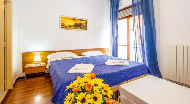 Standard- tredobbelt værelse Mamma Sisi B&B