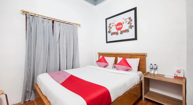 Habitación doble Estándar RedDoorz at Serdika Pavilion Berastagi