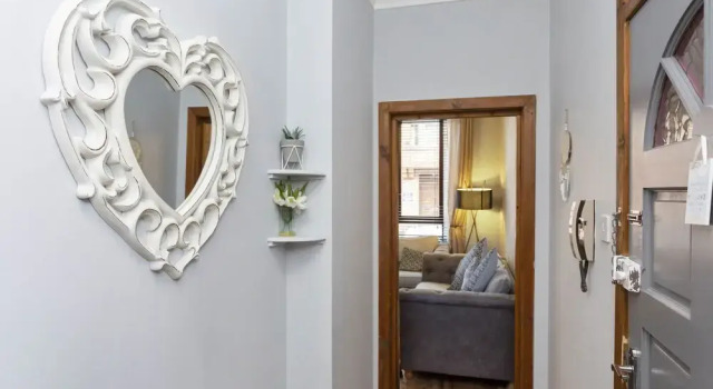 Stylish 1 Bedroom Apartment-ground Floor, Book Lejlighed Renfrew Glasgow