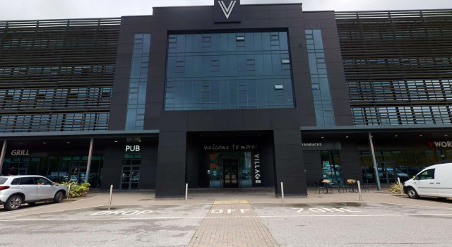 Village Hotel Leeds South
