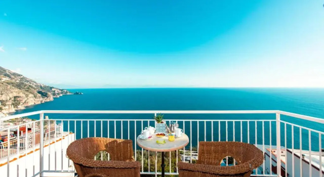 Четырёхместный номер Standard с видом на море Hotel Margherita