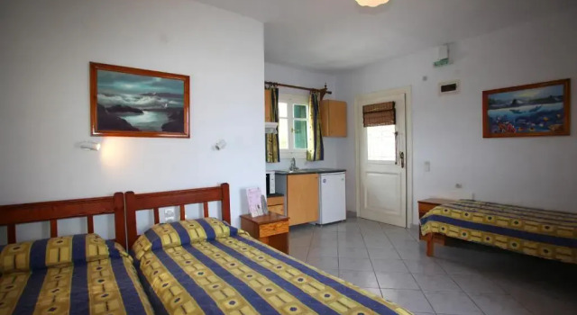 Студия Alexandros Rooms & Studios