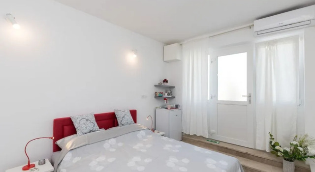 Apartment & Rooms Primi with FREE PARKING, Забронировать Апартаменты/квартира Отели Региона Дубровника с парковкой, Парковка
