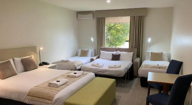 Семейный номер Standard Sovereign Park Motor Inn