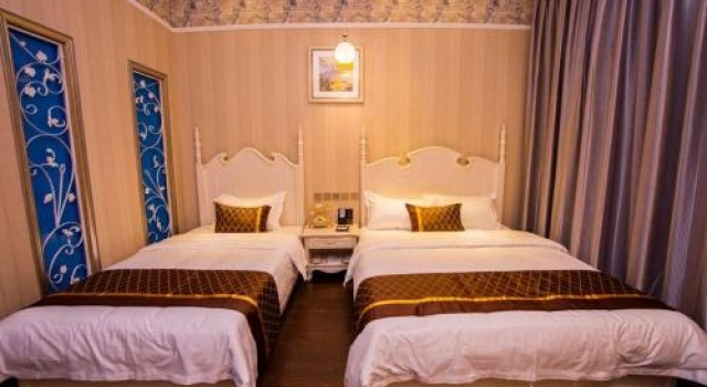 Lake View Hotel, Rezerwuj Hotel Hotele w Kunming z parkingiem, Parking
