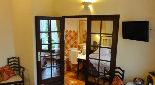La Villa Roseraie , Hôtel Familial OUVERT TOUTE LANNEE, Забронировать Отель Ванс Приморские Альпы