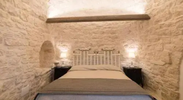 Trulli Aia Piccola (Check in at Ristorante Gli Ulivi, Contrada Popoleto 15), Varaa Hotelli Alberobello Bari Province