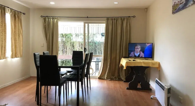 Auckland GQ Holiday Home