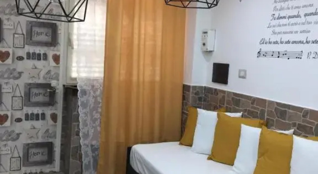 Casa Bella mbriana, Забронировать Апартаменты/квартира Апартаменты Неаполя, рядом с Accademia di Belle Arti di Napoli, Апартаменты/квартира