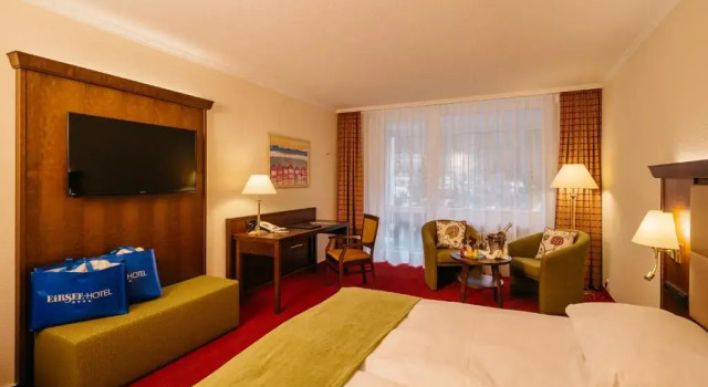 Двухместный номер Standard с красивым видом из окна Eibsee Hotel