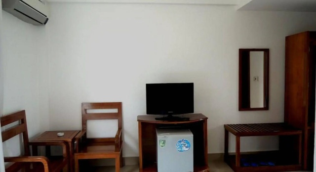 Golden Lotus, Забронировать Отель Отели Хюэ 3 звезды, рядом с Ngu Phung, 3*