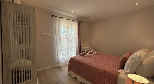 Апартаменты Comfort с 3 комнатами Christiano Apartments