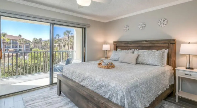 Ocean Villas #83, Buchen Sie Ferienwohnung Coquina Gables Florida
