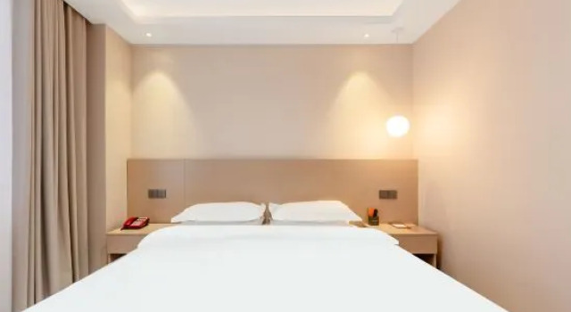Люкс Zhinanzhen Fashion Hotel Baoji Gongyuan Road