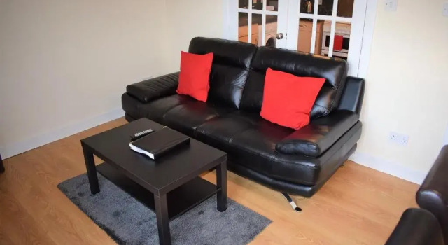 Апартаменты Kelpies Serviced Apartments Callum- 3 Bedrooms- Sleeps 6