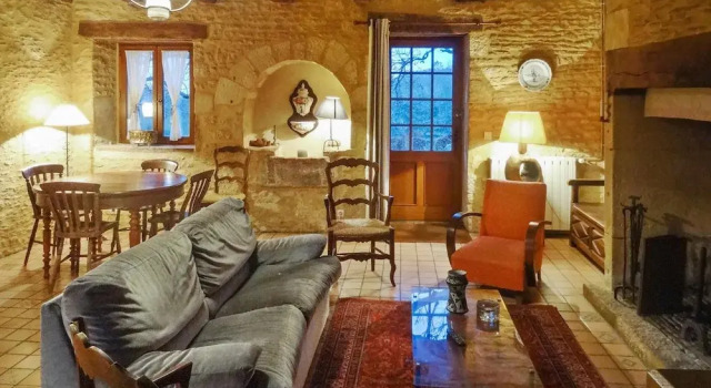 House With 2 Bedrooms in Saint Amand de Coly, With Pool Access, Furnis, Забронировать Дом для отпуска Коли 