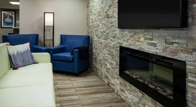 Baymont by Wyndham Traverse City, Rezerwuj Hotel Traverse City Michigan