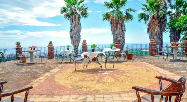 La Casa Rosa