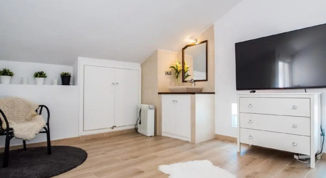 Agrupada Townhouse Centro, Забронировать Отель Марбелья Коста-дель-Соль, рядом с Casino Marbella