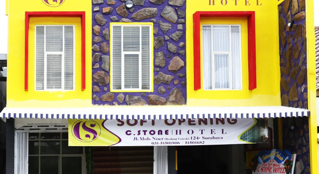C Stone Hotel, Book Hotel Hoteller i Tambaksari med parkering, Parkering