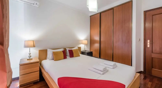 Guestready - Hillcrest Terrace Reborn, Забронировать Отель Порту Регион Порту, рядом с Lapa Metro Station