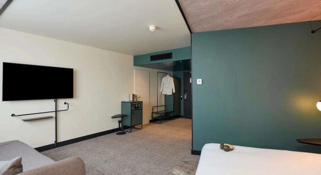 Клубный полулюкс Novotel Bern Expo
