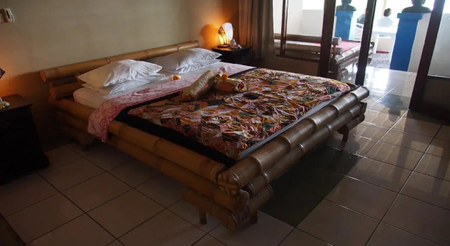 Waenis Sunset View, Book Pension Bunutan Bali