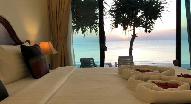 Двухместный номер Standard с балконом Lanta Seafront Resort
