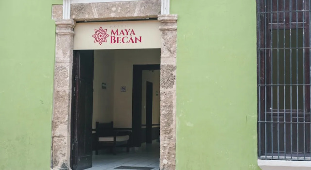 Hotel Maya Becan