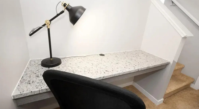 Cheerful 4 Bedroom Townhouse With Parking Wifi, Reserva ahora Hotel Hoteles en Manitoba con aparcamiento, Aparcamiento