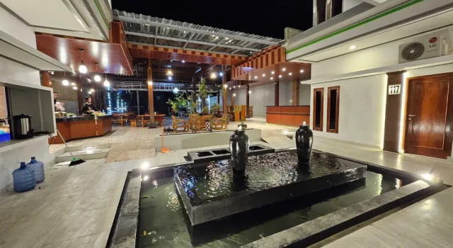 Omah Joglo Bugis, Book Guesthouse Hotels in East Java with Breakfast, Breakfasts