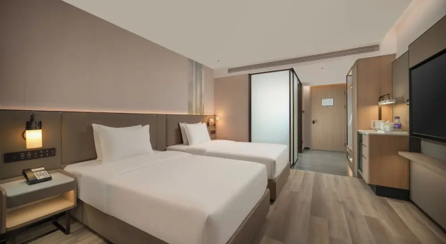 Номер Standard Holiday Inn Yiwu Center by IHG