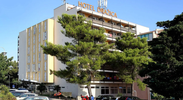 Dražica   Hotel Resort Dražica