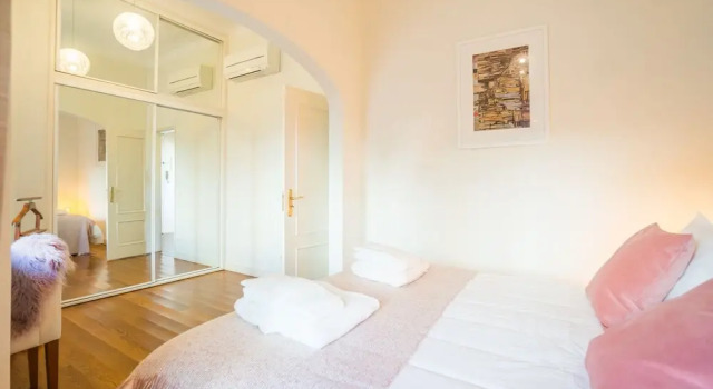 Panoramic Tagus River Terrace Apartment in Alfama, Забронировать Апартаменты/квартира Отели Лиссабона с завтраком, рядом с Graça Church, Завтраки