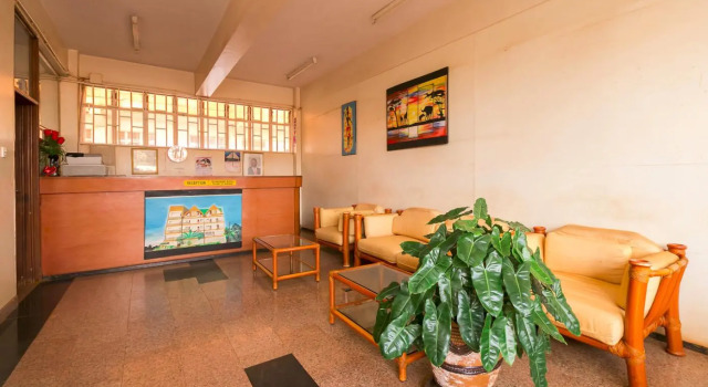 Western Ambience Hotel, Varaa Hotelli Hotellit Busia aamiaisella, Aamiainen