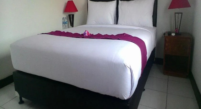 Sari Room Bed & Breakfast, Boek Hotel Benoa Bali