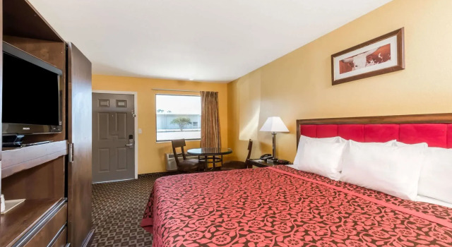 Days Inn by Wyndham Sulphur LA, Забронировать Отель Салфер Acadiana
