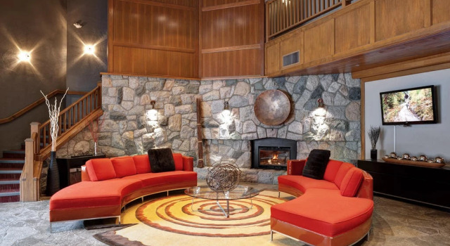 Adara Hotel