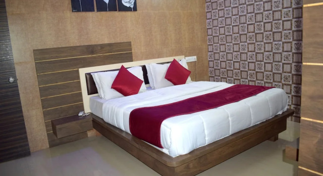 Двухместный номер Deluxe The Sky Comfort - Hotel The Heaven, Dwarka