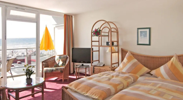 Двухместный номер Classic с балконом и с видом на море Ostsee-Hotel